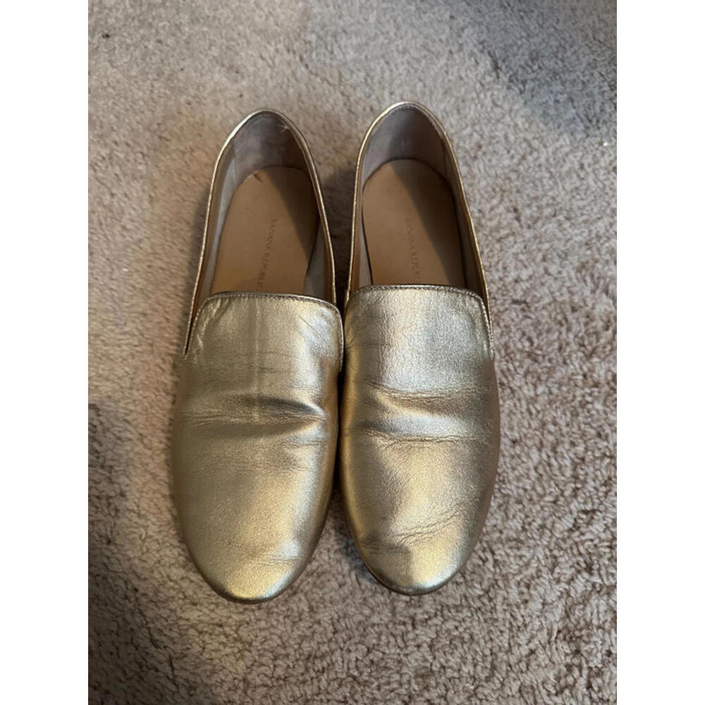 Banana republic gold leather flats / loafers size 7